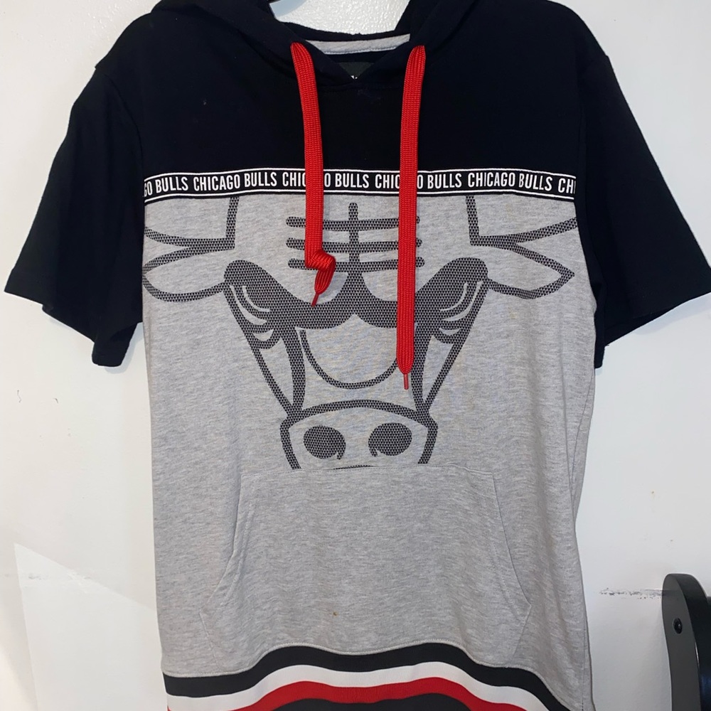 Mens NBA Chicago Bulls Short Sleeve Hoodie